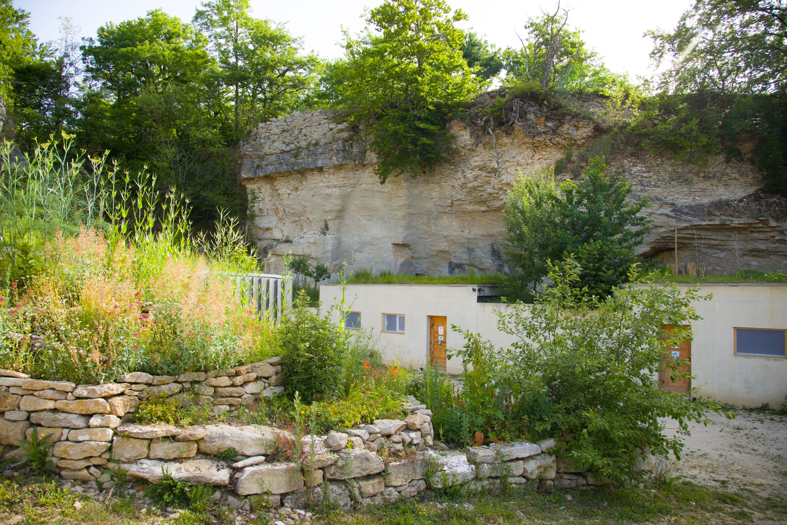 Cabanons, vue de la terrasse du haut
